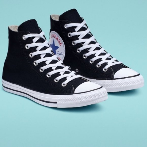 Converse All Star Chuck Taylors Oversize Logo - Picture 4 of 7